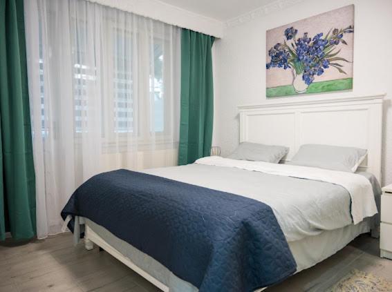 Escape Aparthotel Suceava Exterior photo
